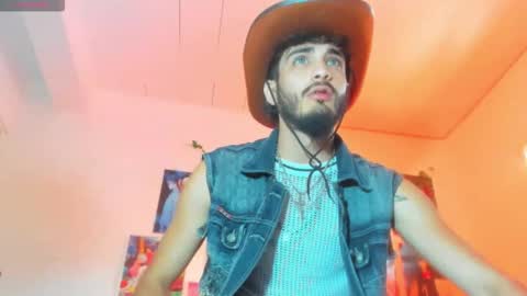 lovexjuxn77 online show from January 12, 7:19 pm