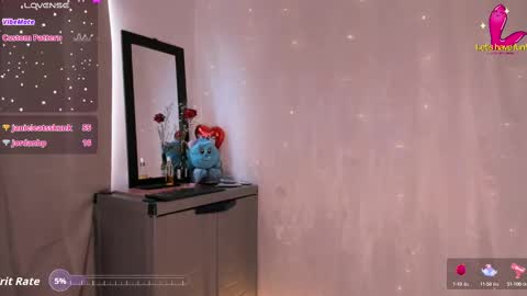 Snapshot of lovexxxdanna chatting on October 1, 6:47 pm Danna online show from October 1, 6:47 pm
