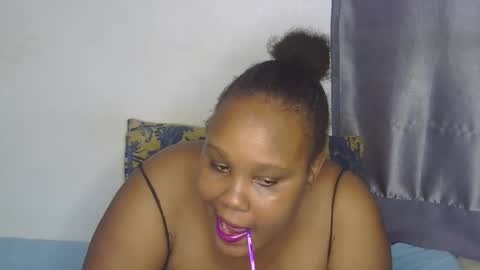 loveytiana online show from May 14, 8:32 am