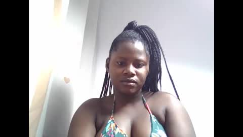 lovie_paula online show from September 25, 3:54 am