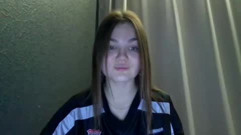 loviesimone online show from December 14, 9:52 pm