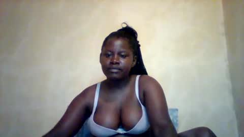loviett online show from May 23, 2:32 pm