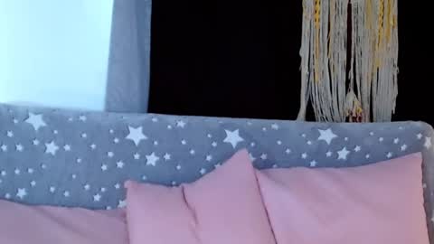 loving  online show from February 10, 7:07 pm