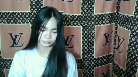 loving_rhean online show from November 28, 10:45 pm