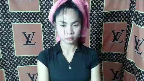 loving_rhean online show from January 6, 11:03 am