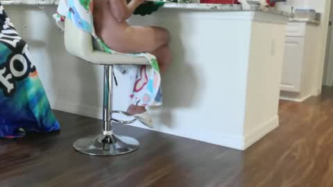 Snapshot of lovingcouple1969 chatting on December 15, 1:15 pm lovingcouple1969 online show from December 15, 1:15 pm