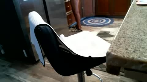 Snapshot of lovingcouple1969 chatting on June 30, 1:56 pm lovingcouple1969 online show from June 30, 1:56 pm
