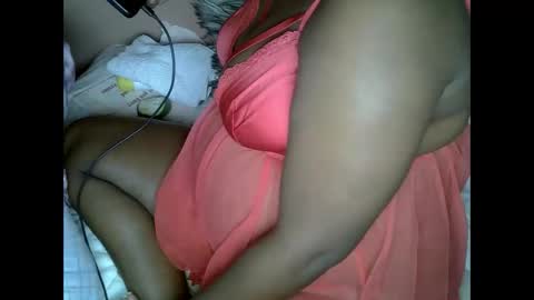 lowenyangvalentine online show from November 25, 2:44 am