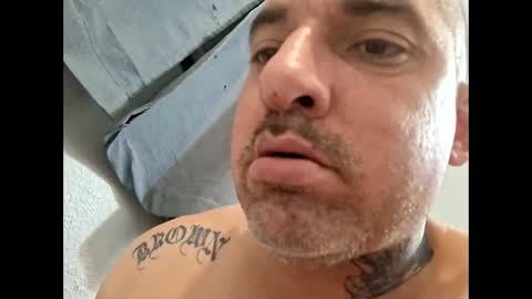 lowerahornyhighhard13 online show from January 15, 9:47 am