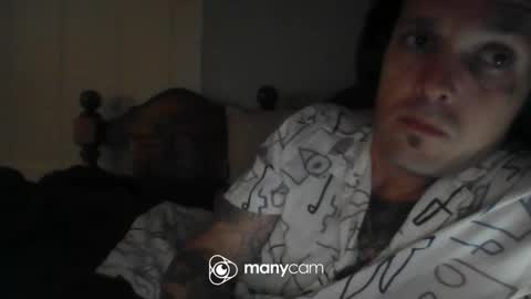 Snapshot of lowkey7486 chatting on February 1, 8:57 am Lowkey online show from February 1, 8:57 am