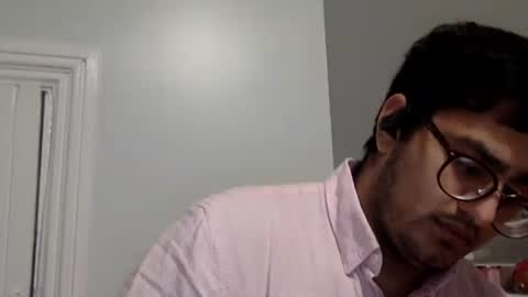 Snapshot of lpop81020 chatting on December 6, 4:14 am lpop81020 online show from December 6, 4:14 am