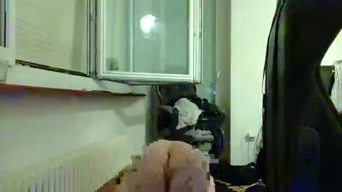 Snapshot of lu25humiliation chatting on October 7, 6:16 pm lu25humiliation online show from October 7, 6:16 pm
