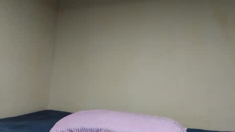 lu_lu21 online show from February 5, 12:53 am