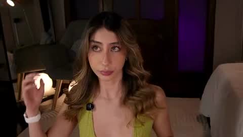 Snapshot of lua_ferch_ chatting on July 1, 1:13 pm ---Goys incredible photographs online show from July 1, 1:13 pm