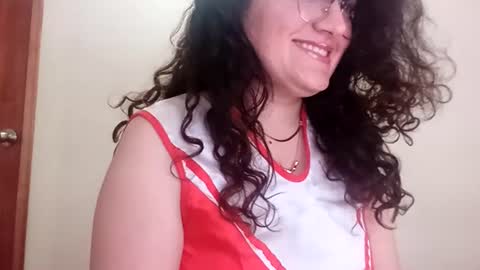 Snapshot of luana363 chatting on July 11, 10:55 pm luana363 online show from July 11, 10:55 pm