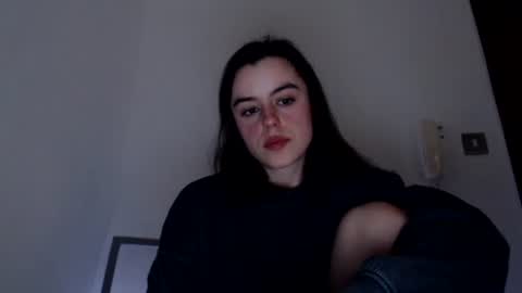 luana online show from December 9, 10:20 pm