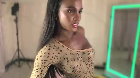 IG luana orq online show from March 10, 9:03 am