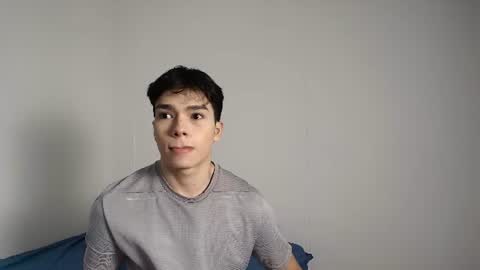 Snapshot of luandy_1 chatting on June 18, 12:31 pm luandy_1 online show from June 18, 12:31 pm