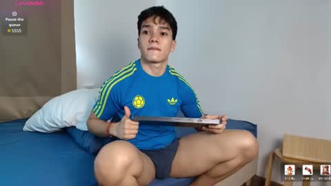 Snapshot of luandy_1 chatting on July 7, 1:59 pm luandy_1 online show from July 7, 1:59 pm
