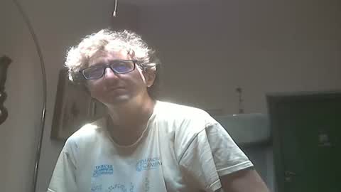 Snapshot of luca78_78 chatting on June 28, 9:04 am luca78 online show from June 28, 9:04 am