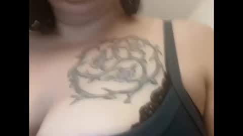 luca_brasi420 online show from October 14, 1:17 am