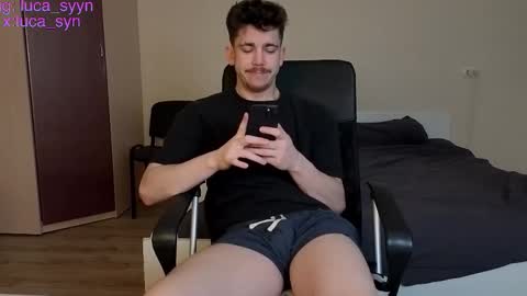 Luca S online show from March 23, 7:18 pm