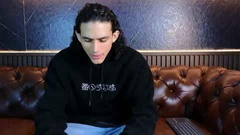 Snapshot of lucaalessi chatting on April 15, 1:51 pm lucaalessi online show from April 15, 1:51 pm