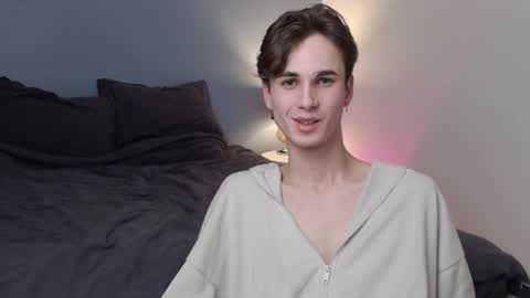 lucacharm online show from February 5, 12:53 am