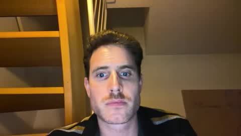 Snapshot of lucas30123 chatting on October 22, 7:24 pm lucas30123 online show from October 22, 7:24 pm