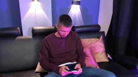 Snapshot of lucas4me chatting on February 3, 2:21 am Lucas online show from February 3, 2:21 am