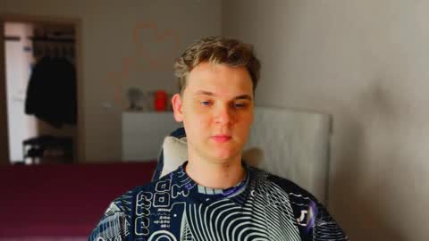 Snapshot of lucas_dany chatting on March 8, 9:24 am Lucas Gill online show from March 8, 9:24 am