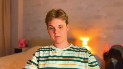 Snapshot of lucas_dany chatting on April 12, 6:57 pm Lucas Gill online show from April 12, 6:57 pm