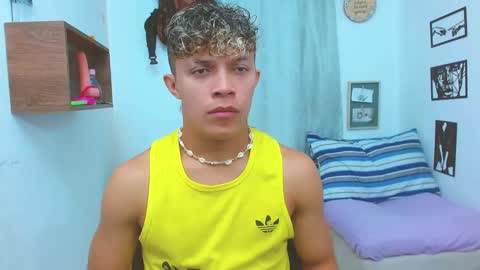 Lucas Luxx online show from October 14, 2:40 pm