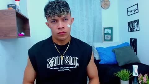 Lucas Luxx online show from February 4, 12:22 pm