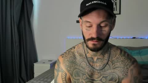 lucasexclusive online show from April 30, 6:42 am