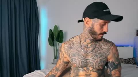 lucasexclusive online show from May 10, 3:44 am