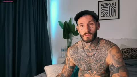 lucasexclusive online show from August 2, 6:23 am