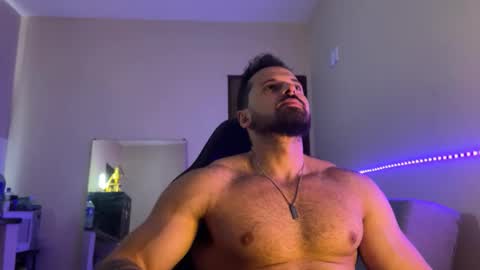 lucasfit24 online show from November 26, 2:51 pm