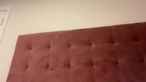 Snapshot of lucasray20 chatting on December 19, 6:26 pm lucasray online show from December 19, 6:26 pm