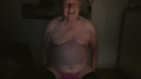 lucbottom031249 online show from May 31, 3:04 am