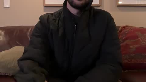 Snapshot of lucca_d123 chatting on May 7, 8:52 am lucca_d123 online show from May 7, 8:52 am