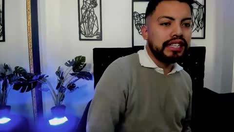 Snapshot of lucca_mallard chatting on February 4, 11:49 am Lucca IG Luccamallard online show from February 4, 11:49 am