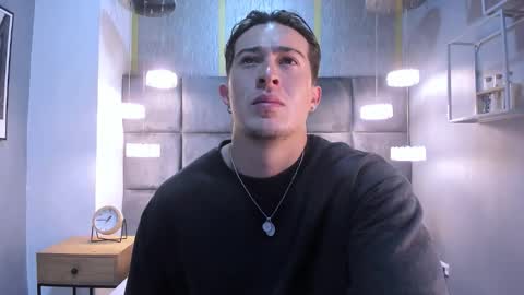 luccagrey online show from November 8, 12:16 pm