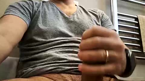 luccazzo79 online show from January 10, 9:00 am