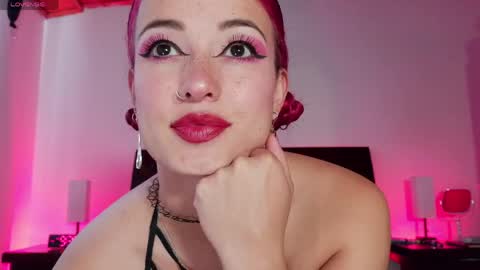 Luccy online show from April 16, 2:29 pm