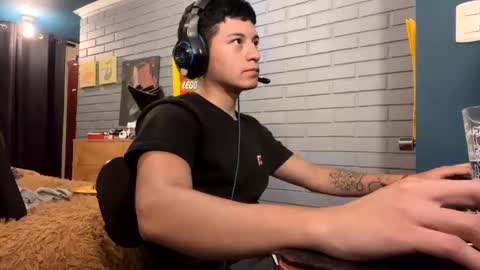 Snapshot of luchosaando chatting on January 8, 2:46 am Felipe online show from January 8, 2:46 am