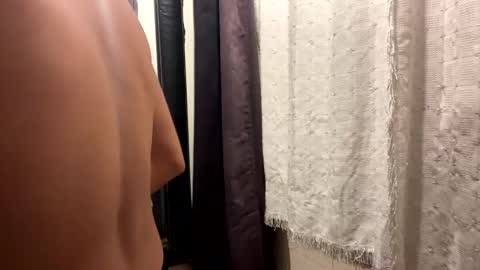 Snapshot of luchosaando chatting on February 4, 12:08 am Felipe online show from February 4, 12:08 am