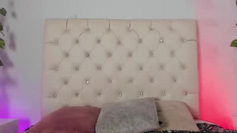 Luciana Ramirez  Sofia Collins online show from October 7, 1:08 pm