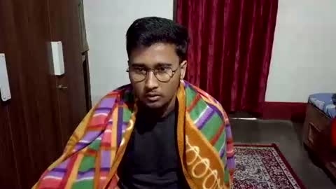 Snapshot of luci_ri chatting on February 5, 1:32 am luci_ri online show from February 5, 1:32 am