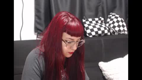 Snapshot of lucia_d_carton chatting on February 23, 3:48 am Lulu DCarton online show from February 23, 3:48 am